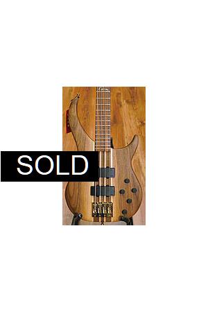 Peavey Cirrus Walnut 4 Peavey Cirrus Walnut 4